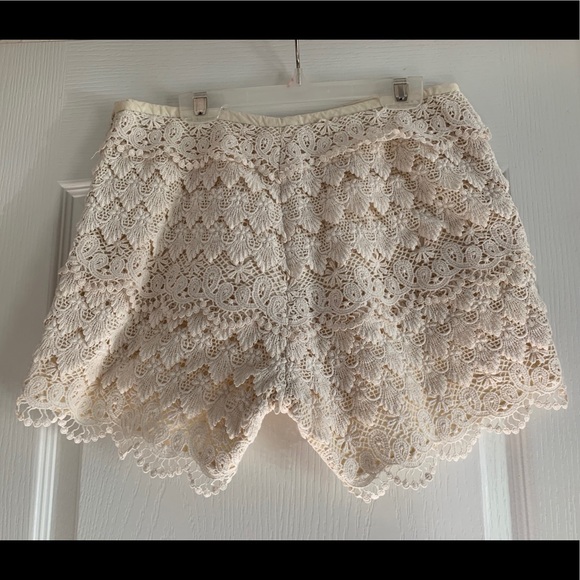 J. McLaughlin HIGHRISE crochet cotton shorts - Picture 2 of 10
